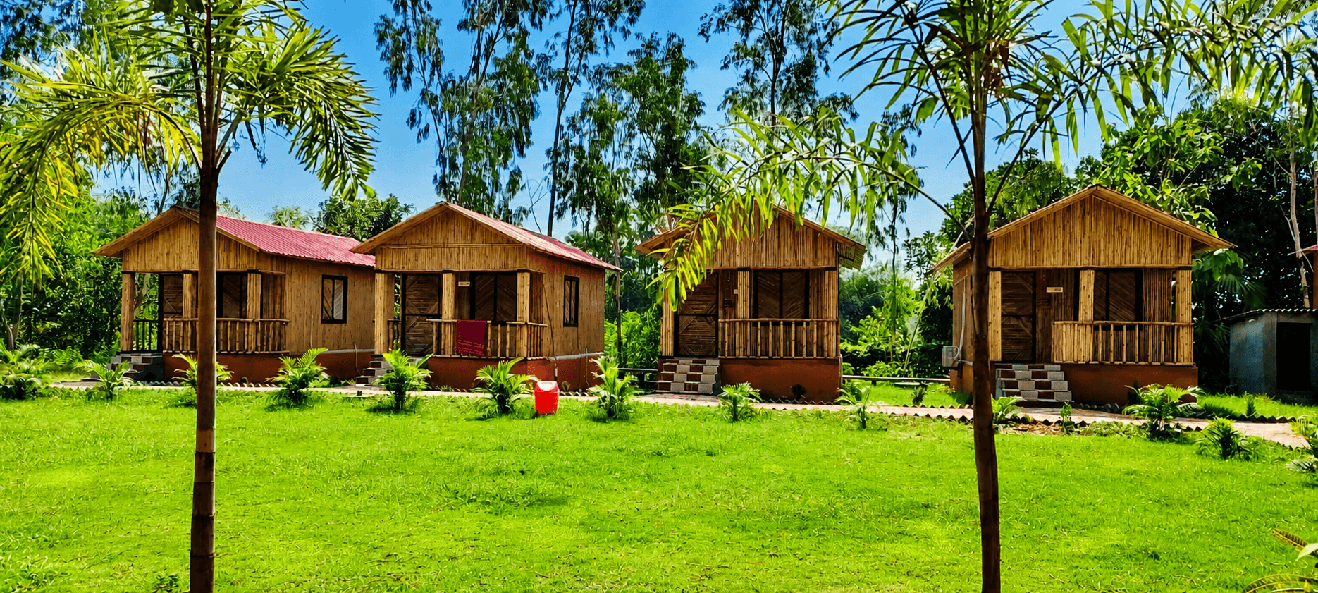 La Macaw Joypur resort